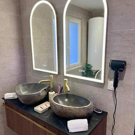 Prestige With Private Hot Tub Sauna Balneotherapy