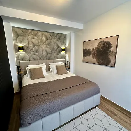 Prestige With Private Hot Tub Sauna Balneotherapy Apartmán