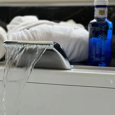 Apartmán Prestige With Private Hot Tub Sauna Balneotherapy